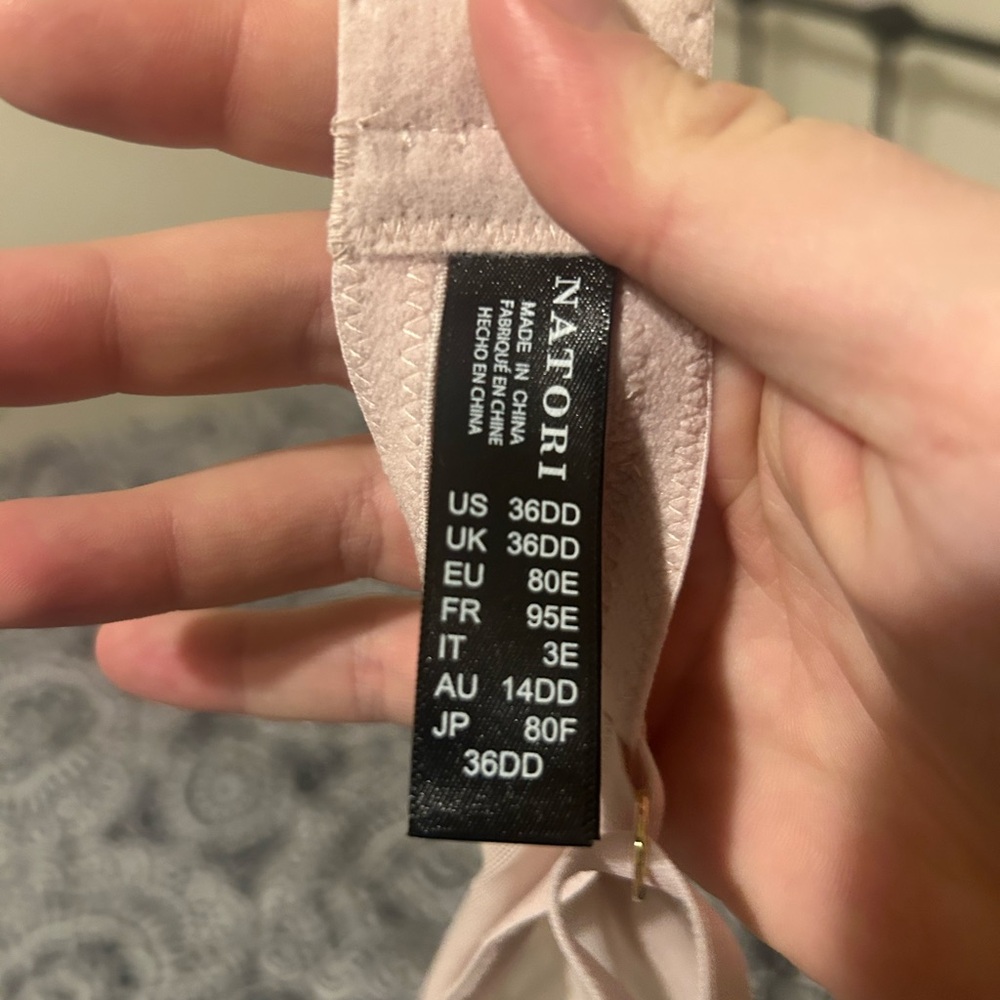 Natori bra - Picture 3 of 3